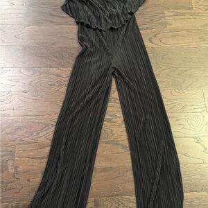 Elegant Black Pleated Jumpsuit